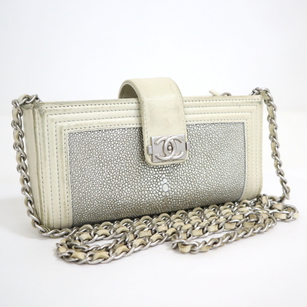 CHANEL Pochette Chain Shoulder Bag Boy Chanel Galusha White